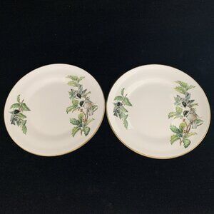 2 Boehm Porcelain Salad Dessert Plates Chickadees and Holly 8.5" England Vintage